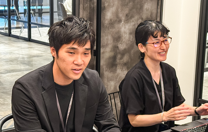 株式会社丸亀製麺 ハピカン企画本部 KANDO企画部 KANDO企画課（左）山本 大介様（右）玉丸 しおり様