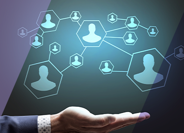 「孤独」が自律のブレーキをかける―熱量を伝播させる「コミュニティ型組織」への転換