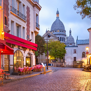 パリ（フランス）