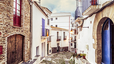 カダケス～フィゲラス