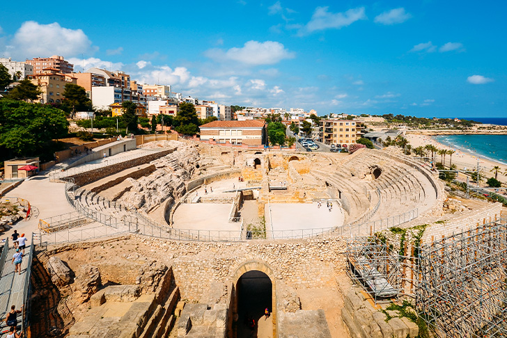 古代ローマ円形闘技場(イメージ)