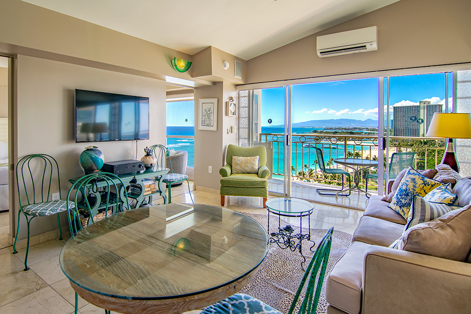 ワイキキ・ショア by アウトリガー