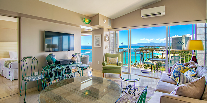 ワイキキ・ショア by アウトリガー