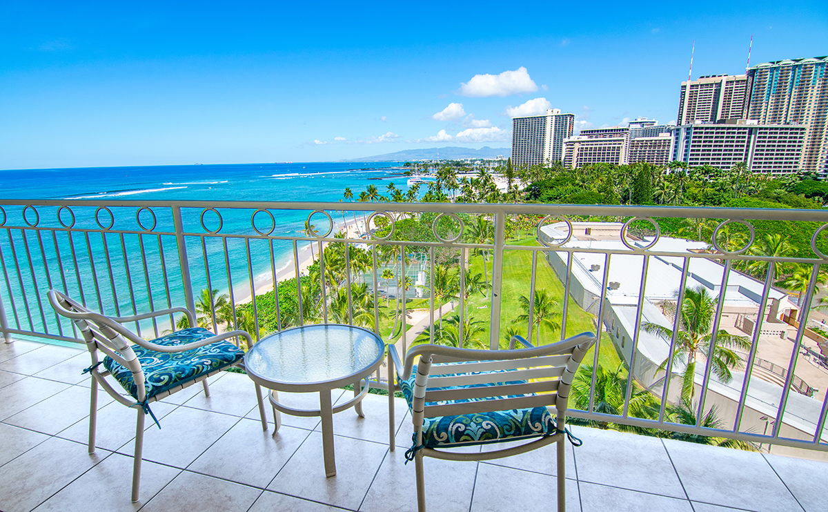 ワイキキ・ショア by アウトリガー