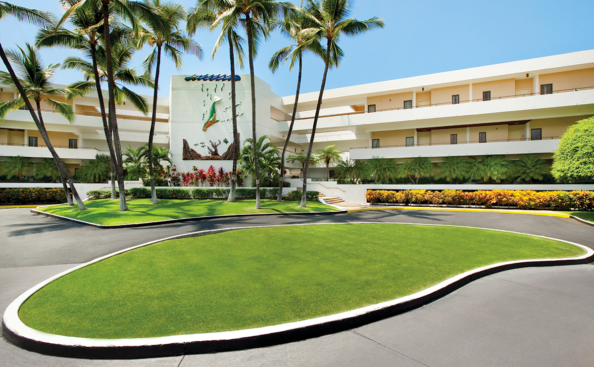 ロイヤル・シー・クリフ・コナ by アウトリガー