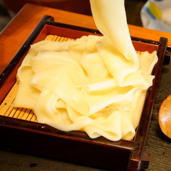 ひもかわうどん