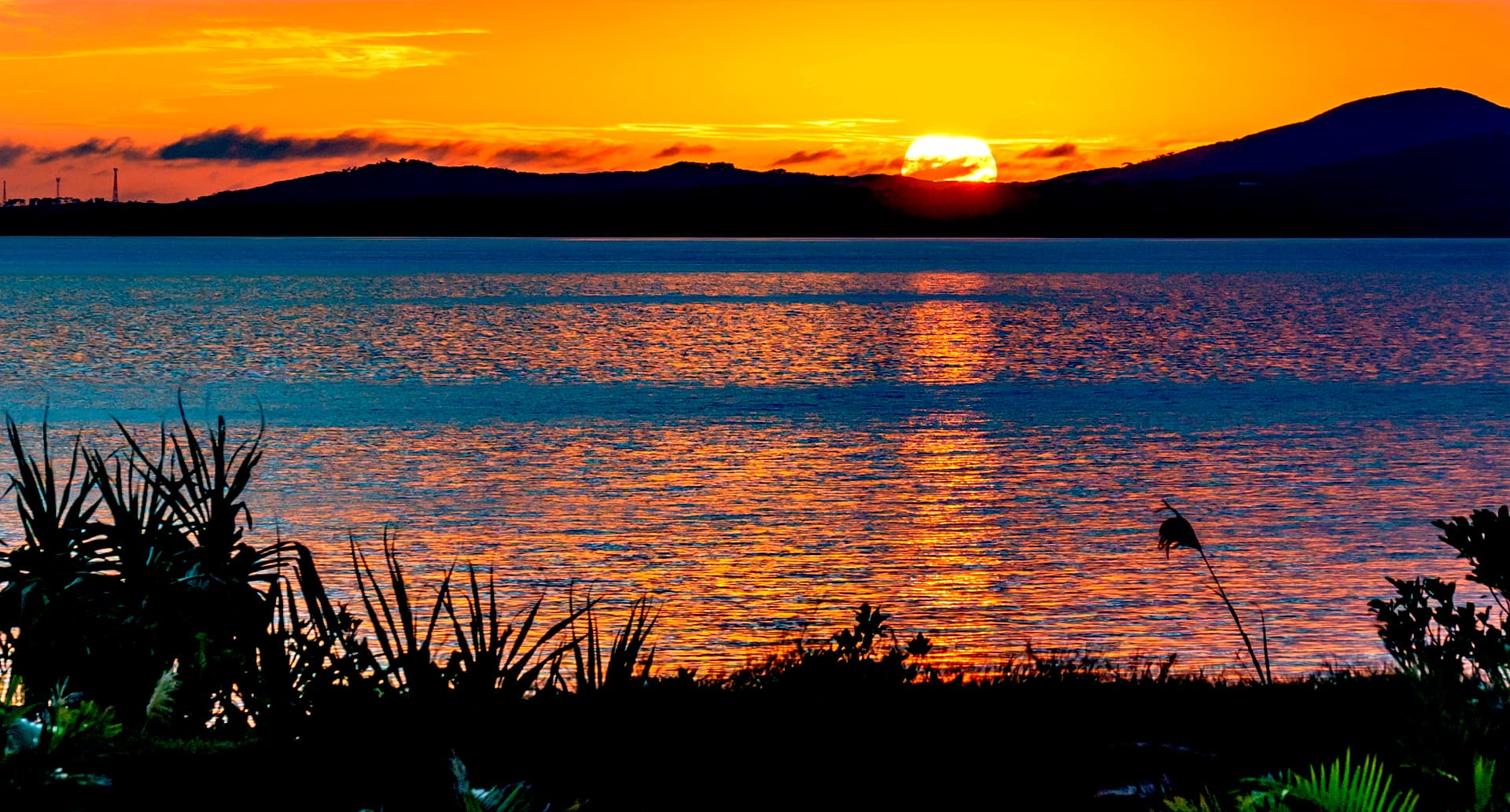 小浜島 夕日と海の風景