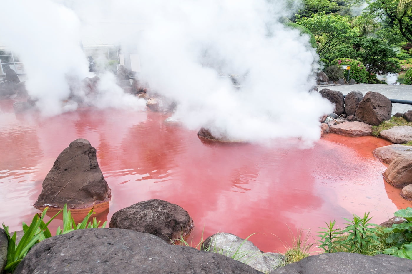 別府温泉　血の池地獄