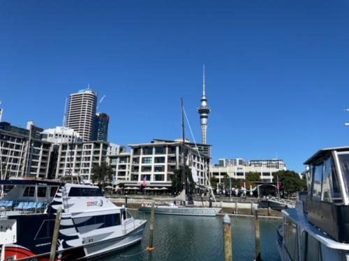 オークランド オークランド