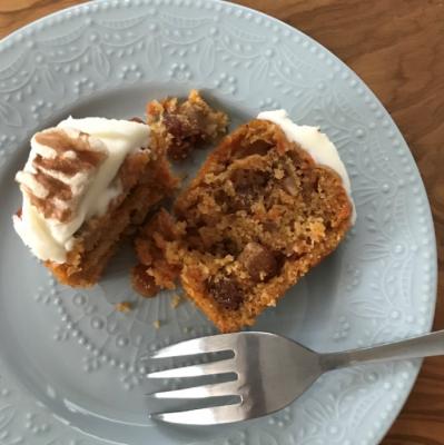 キャロットケーキが簡単おいしいうれしい