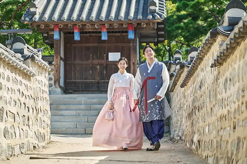 伝統衣装を着る