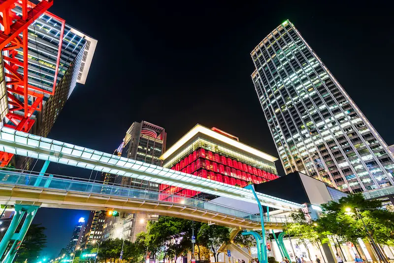 モールでショッピング