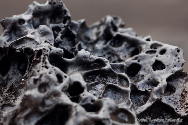 溶岩の持ち帰りは禁止