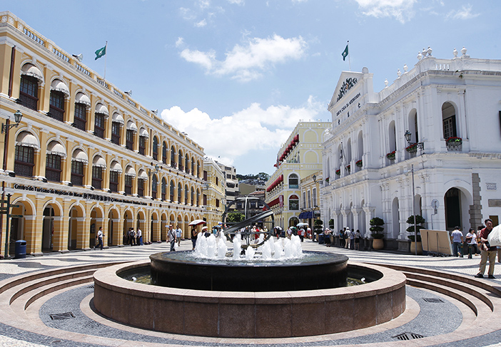 セナド広場 (イメージ)セナド広場