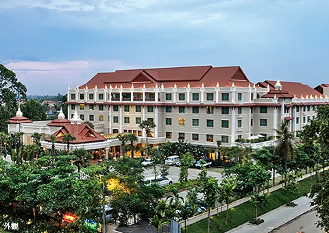 写真:ホテル「ソカ アンコール リゾート」外観