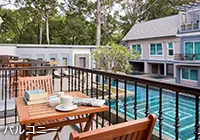 写真:ホテル「J7ホテル」バルコニー一例